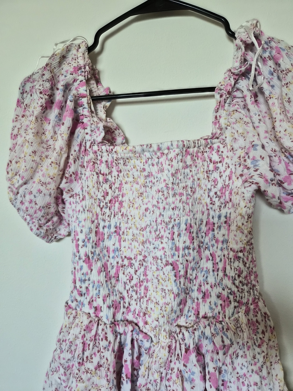 Floral Puff Sleeve Smocked Mini Dress - Pink & White - Picture 4 of 5